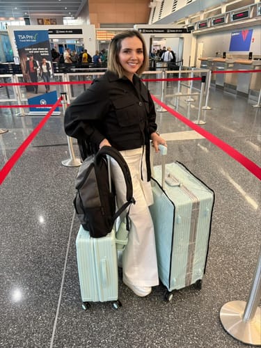 Customer photo review of Check-in: All-in-One 28"