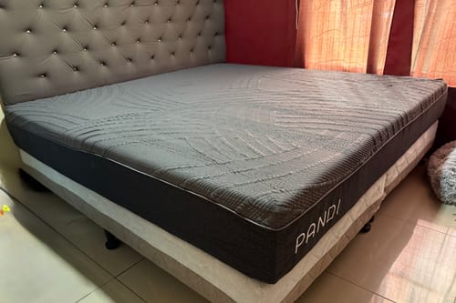 Reseña con foto de un cliente sobre COLCHÓN PREMIUM HÍBRIDO
