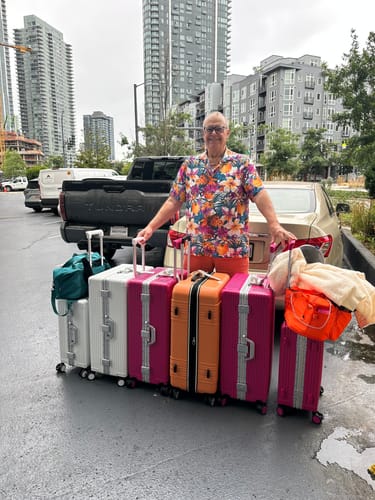 Customer photo review of Check-in: All-in-One 28"