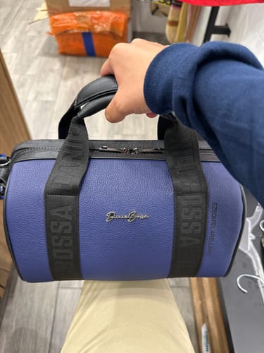 Ezequiel Alejandro A. review of Crossbody Morelos • Azul Rey image 1 out of 1