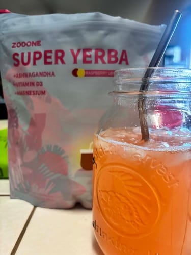 Customer photo review of Zooone Super Yerba | Yerba Mate Instant Drink Powder | RASPBERRY LEMONADE Flavor | 30 Servings