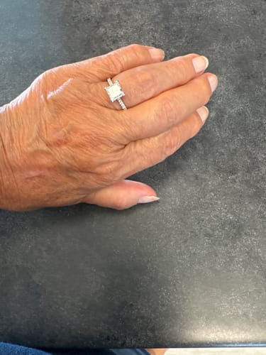 Customer photo review of Iva 2.5 Carat Princess Cut Side Stone Pave Lab Grown Diamond Ring in Platinum