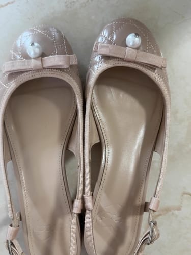 Customer photo review of women's bow sandals