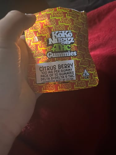 Customer photo review of Koko Citrus Strawberry 1000mg THC Gummies Vegan Gummies 10 Count