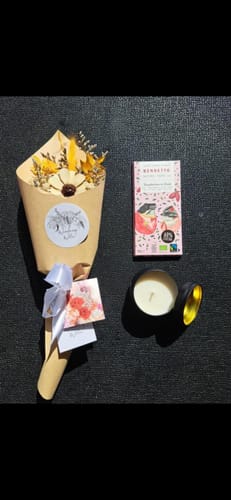 Customer photo review of Sunlit Posies