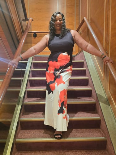 Tiffany C. review of Skinny Sleeveless Flower Print Round-Neck Maxi Dresses image 1 out of 1