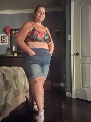Customer photo review of Rose Garden Scoop Top final sale
