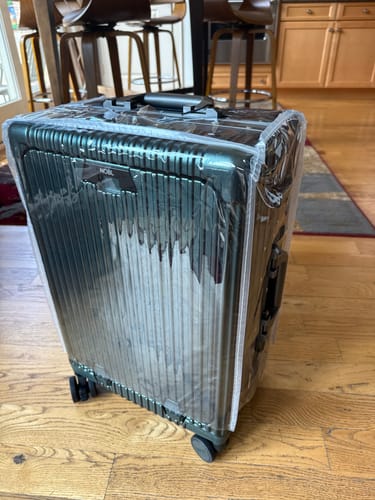 Customer photo review of Carry-On: All-in-One