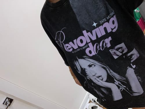 Tehila O. review of Tate McRae Print Round Neck T-shirt image 1 out of 1