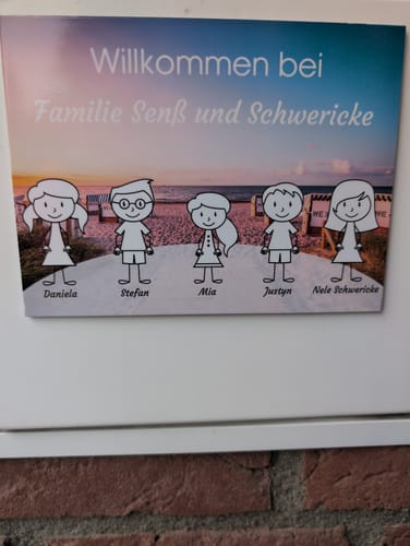 Customer photo review of Familien Türschild (UV- und wetterfest) inkl. Klebebefestigung