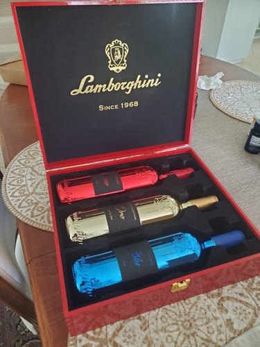 Customer photo review of Lamborghini LUXE Red Collection with Gift Set