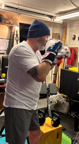 Customer photo review of American Eagle Genuine Leather Boxing Gloves