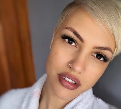 Customer photo review of Pre-Glued Press On Lashes (Volume)