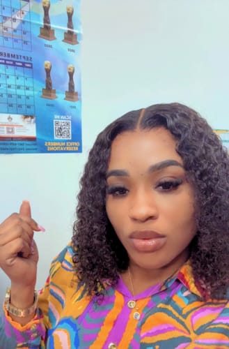 Customer photo review of CurlyMe Pre-bleached Kinky Curly 7x5 Pre-cut HD Lace Wear Go Glueless Wig