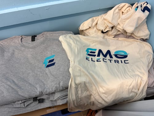 Customer photo review of Gildan Softstyle® 64000 T-Shirt Package (100 Pieces)