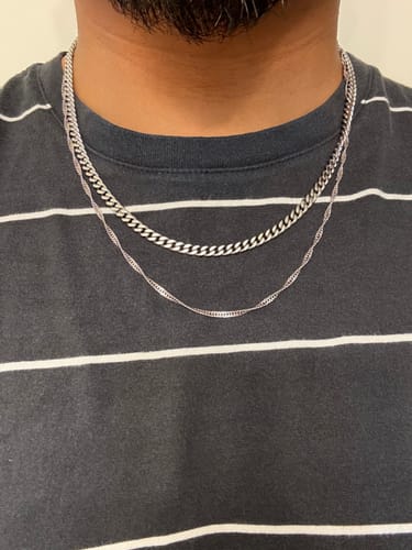 Customer photo review of Romania Cuban Chain