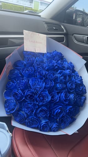Customer photo review of Blue Rose Bouquet