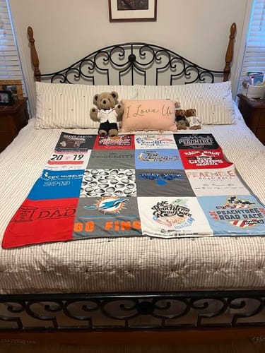 Customer photo review of Premium T Shirt Quilt