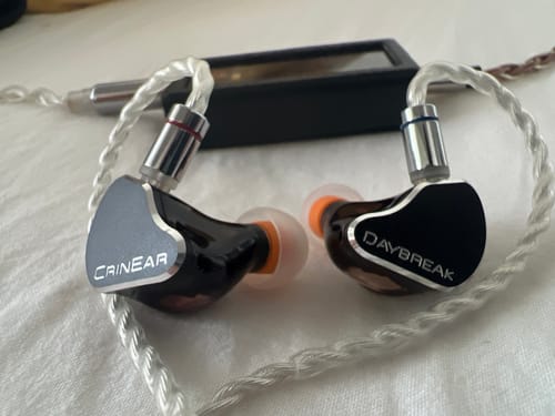 Erick Victor M. review of CrinEar Daybreak In-Ear Headphones image 1 out of 1
