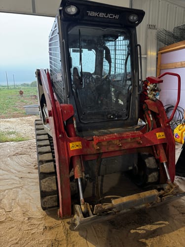 Customer photo review of TAKEUCHI TL-V2/R/R2 POLYCARBONATE SKID STEER DOOR | REPLACEMENT | #0658600077
