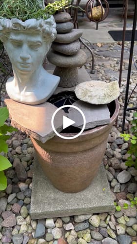 Customer video review of Two Button Fountain Pump and Battery Compartment - no connection port