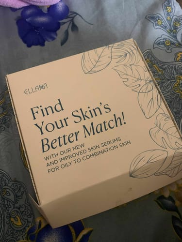 Customer photo review of Stay Fresh Moisturizer Controls Oil and Brightens