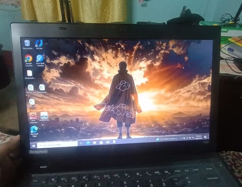 Customer photo review of Lenovo ThinkPad Laptop | T450 | Intel i5-5th Gen | 14" HD | Win 10 Pro | Refurbished