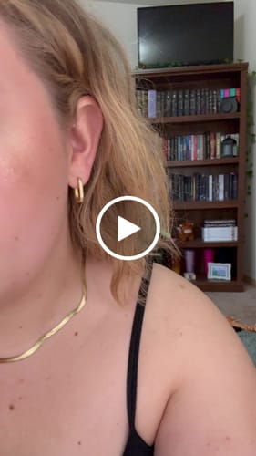 Customer video review of Stone-Set Oval Huggie Earrings | 20MM