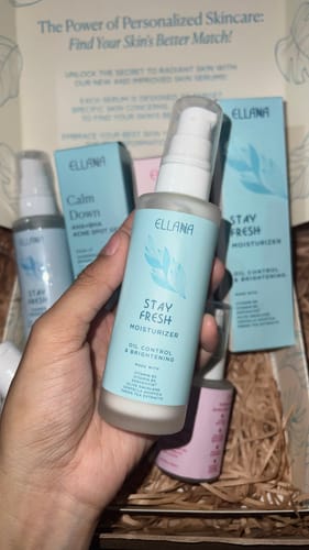 Customer photo review of Stay Fresh Moisturizer Controls Oil and Brightens