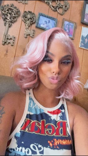 Customer photo review of Outre Perfect Hairline Glueless 13x4 HD Lace Front Wig - JEANNIE