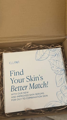 Customer photo review of Stay Fresh Moisturizer Controls Oil and Brightens