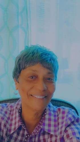 Customer photo review of Foxy Silver Wig SASSY