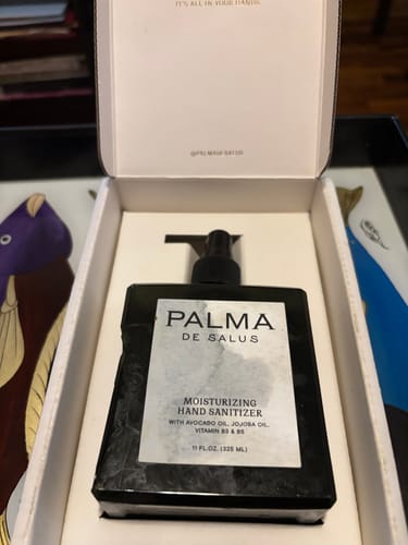 Customer photo review of Hydrating Hand Sanitizing Serum - Home Size (11oz)