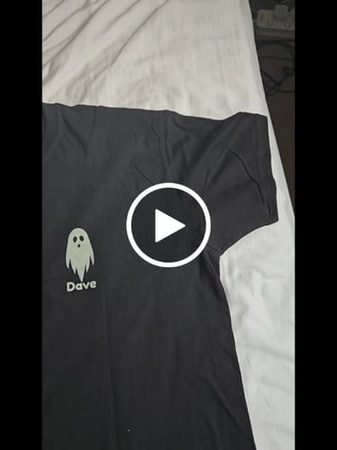 Customer video review of Everyday tee