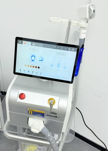 Customer photo review of Elite Smooth™ Android Triple Wave Diode Laser
