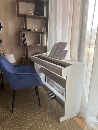 Customer photo review of Donner DDP-95 88 tasti pianoforte digitale verticale pesato per principianti bianco