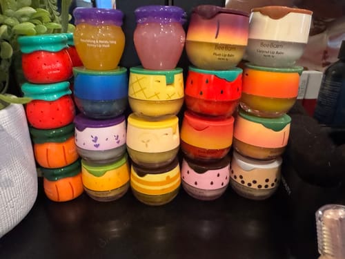 Customer photo review of Coconut Milk Bee Balm