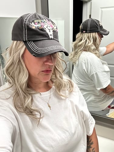 Customer photo review of *Tuesday Blonde