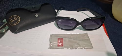 Customer photo review of Lentes De Sol Rb Jackie Ohh Rb4101n (Negro- Gris degradado)