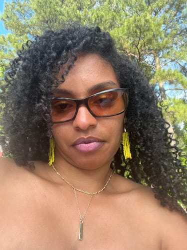 Customer photo review of Wild Rose Anti-Humidity Firm Hold Hair Gel