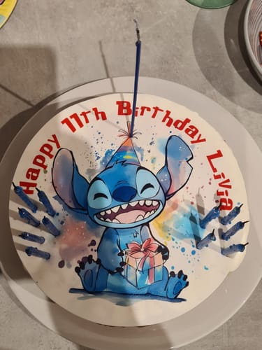 Customer photo review of Stitch Birthday - Edible Icing Toppers