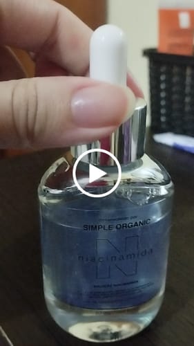 Customer video review of Solução Niacinamida