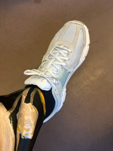 Customer photo review of Nike Zoom Vomero 5 Jade Horizon