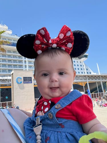 Customer photo review of Minnie Mommy & Me Mickey Ears