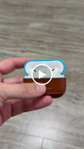Customer video review of The Maverick Leather AirPods Pro (1st & 2nd Gen) Case - Brown