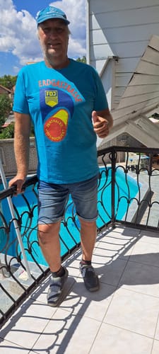 Customer photo review of PREMIUM SHIRT UNISEX • ERDGASTRASSE