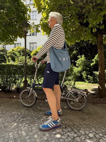 Customer photo review of Aqua Blue TØTE Bag