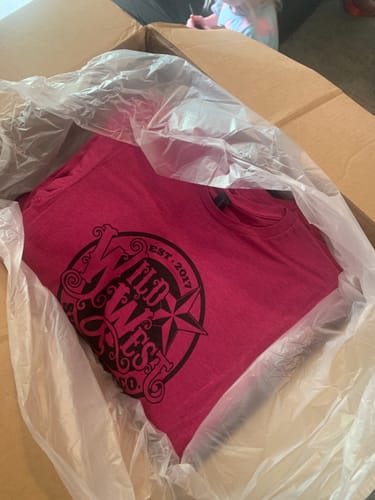 Customer photo review of Gildan Softstyle® 64000 T-Shirt Package (100 Pieces)
