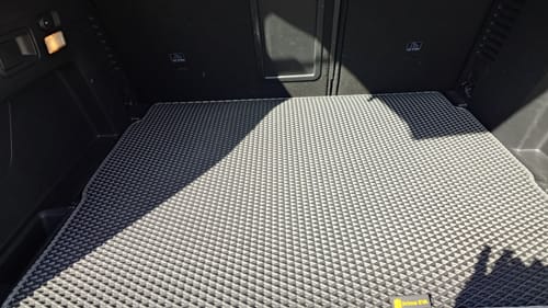 Customer photo review of Kofferraumwanne nach Maß