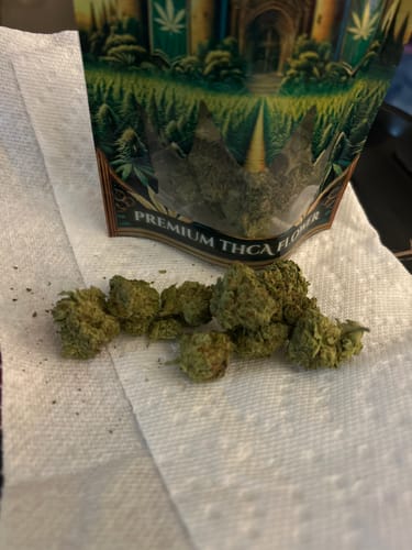 Customer photo review of Light Assist THCA Flower